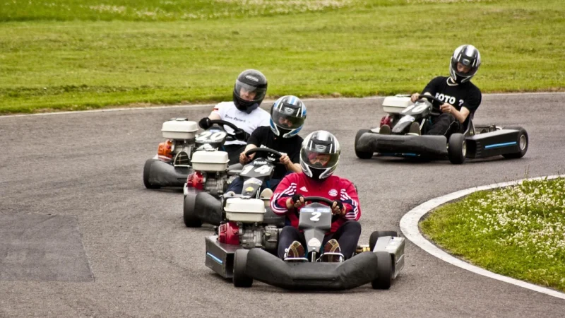 INNA POKROWIEC NA KARTA GOKART OMP KS COVER